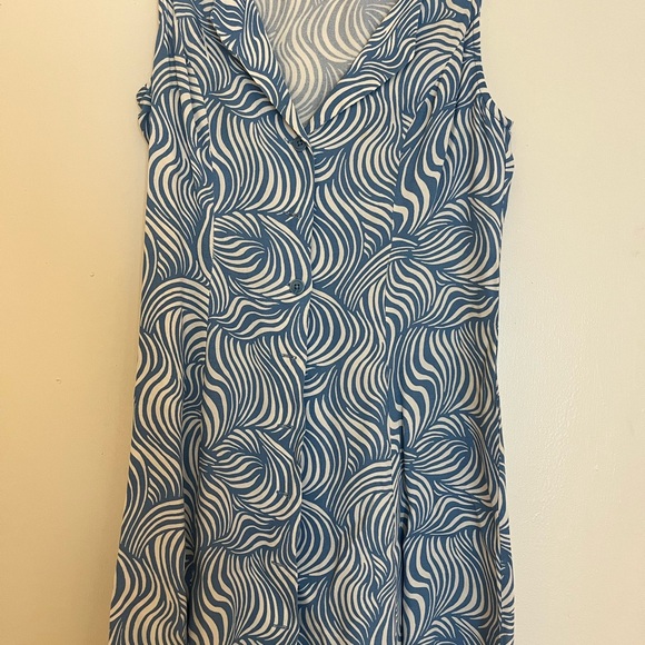 Reformation Rilynn Dress- Wave Print - Picture 4 of 4